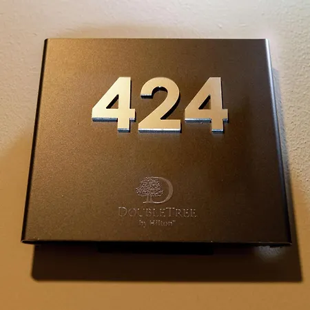 فندق Doubletree By Hilton