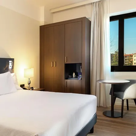 Doubletree By Hilton Отель 4*