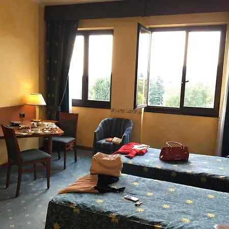 Отель Doubletree By Hilton 4*