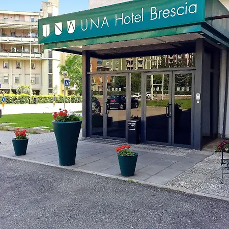 Отель Doubletree By Hilton