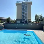 Doubletree By Hilton Hotel 4*