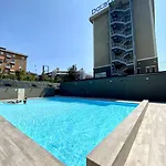 Hotel Doubletree By Hilton
